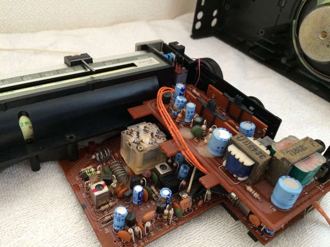 SONY ICF-S5 トーン修理とトラッキング調整 - Castman Hendrix Sound