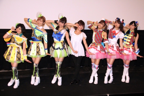 紺野あさ美アナ、キレキレの「プリパラ」ダンス披露 i☆Risも「さすが、神アイドル！」と絶賛