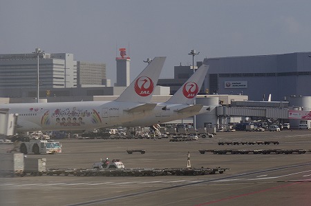 1026大阪飛行機4